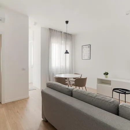 Appartamento Guesthost - Bright M1 Pasteur