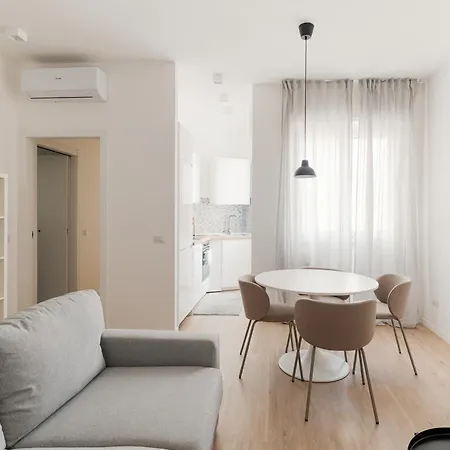 Guesthost - Bright M1 Pasteur Milano