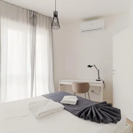 Apartment Guesthost - Bright M1 Pasteur