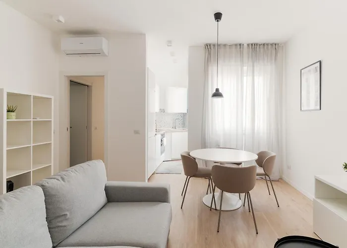 Guesthost - Bright M1 Pasteur Milano